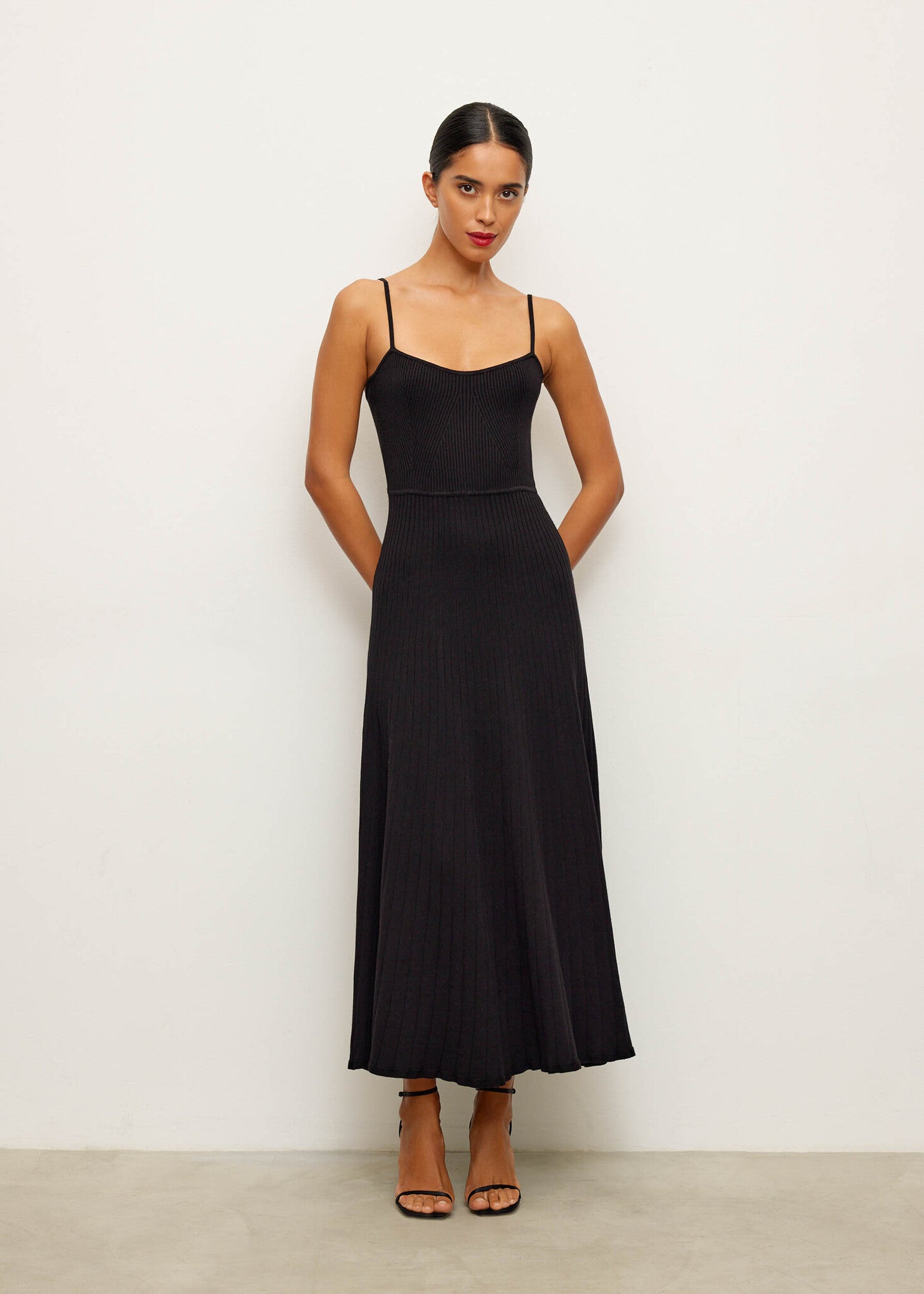 OSAMA dress, black