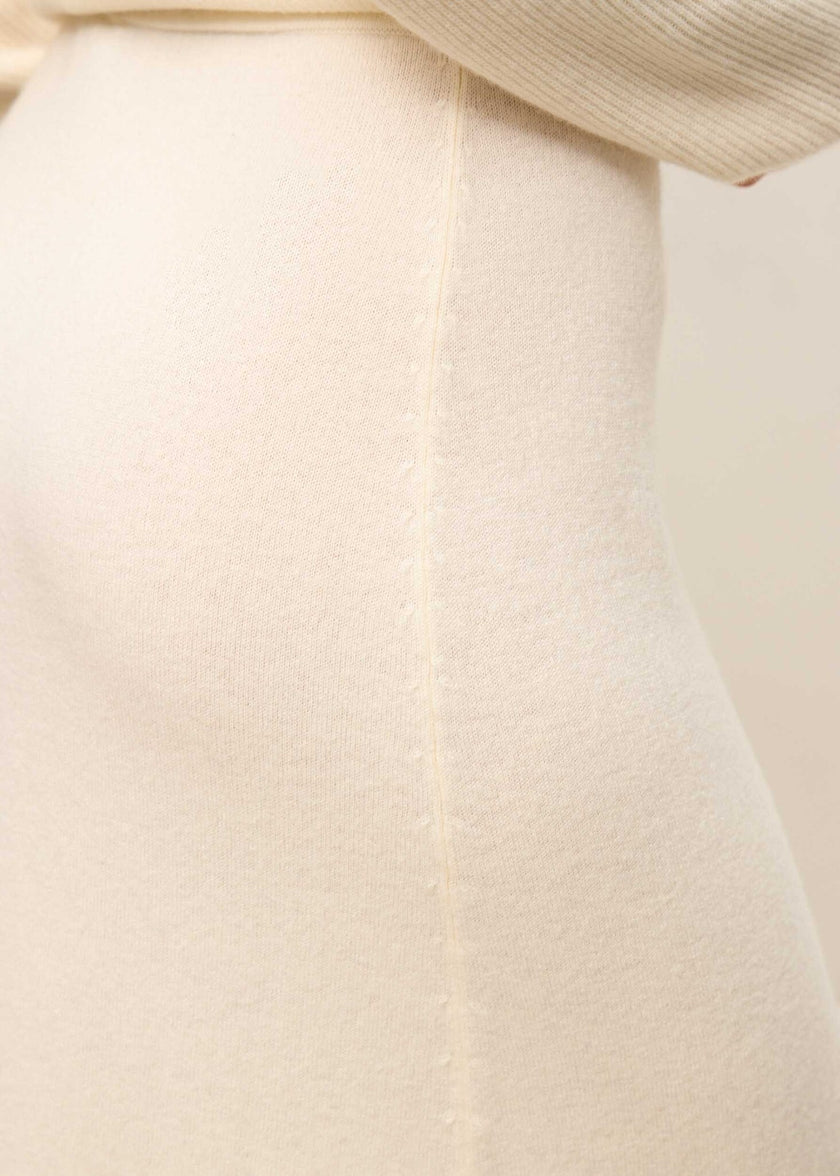 ALESSANDRA slit skirt, milk