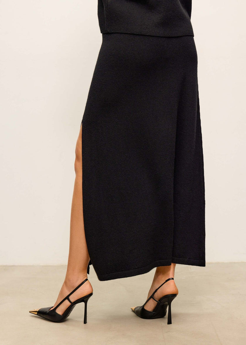 ALESSANDRA slit skirt, black