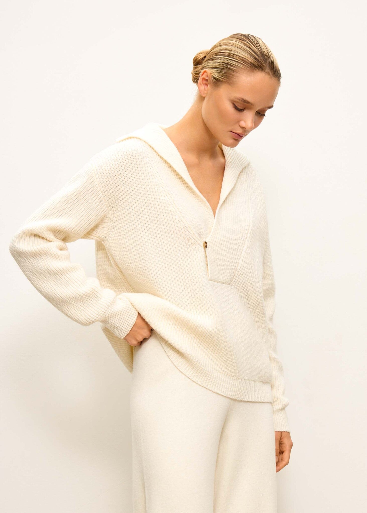 TATUM clusp jumper, milk