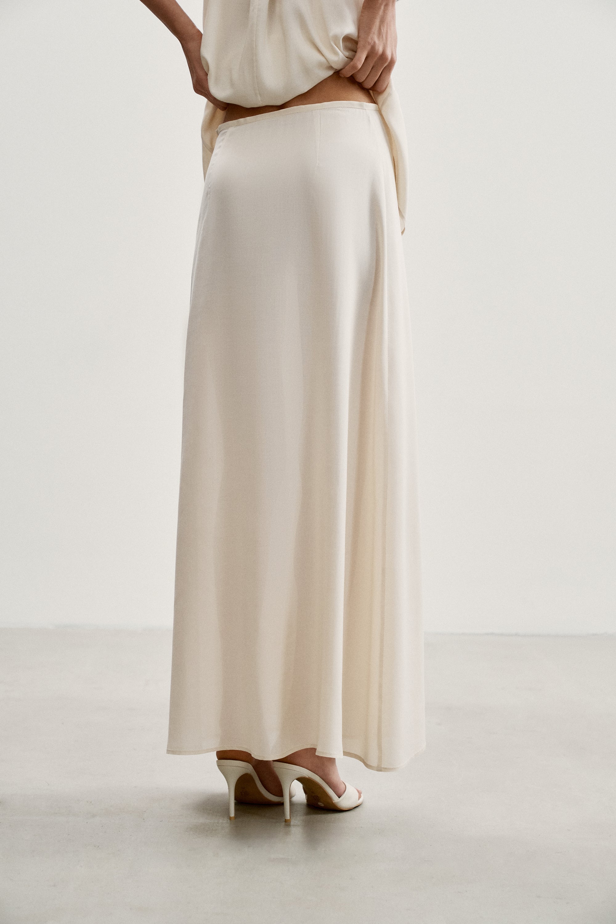 MAISA set, light beige