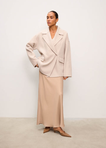 LORENA cropped coat with lapel collar, light beige