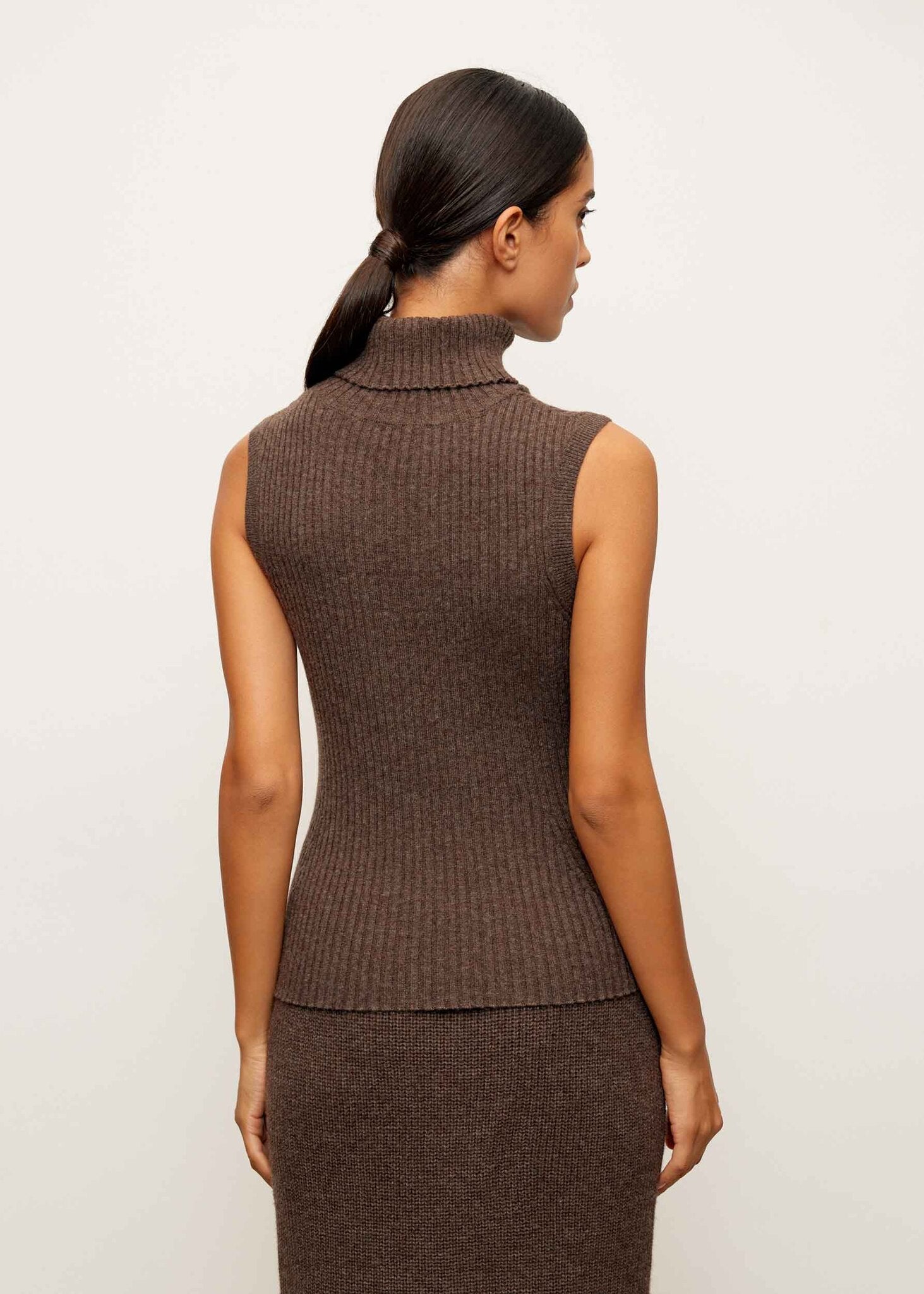 TATUM top, chocolate