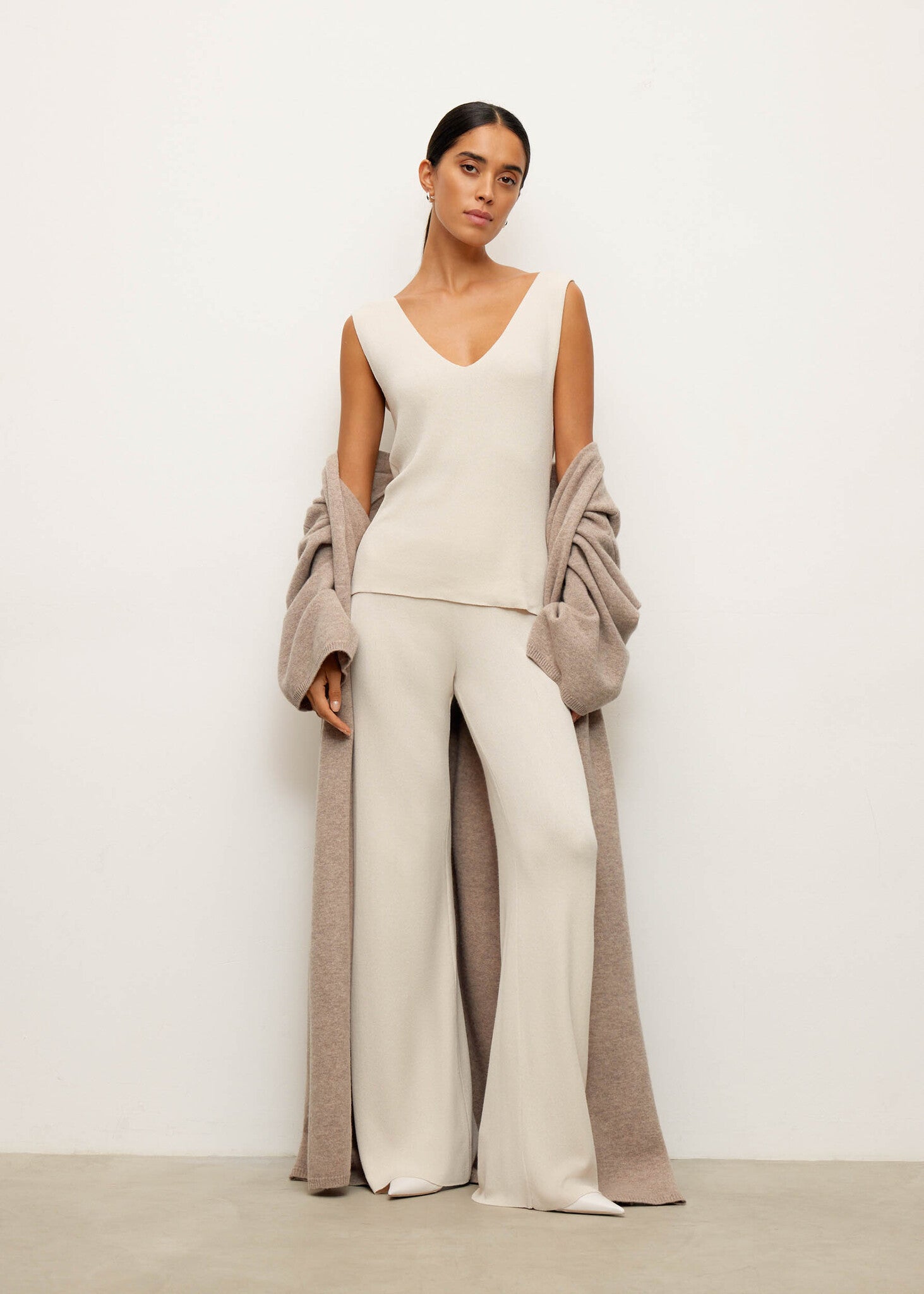 AMARA knitted coat, beige