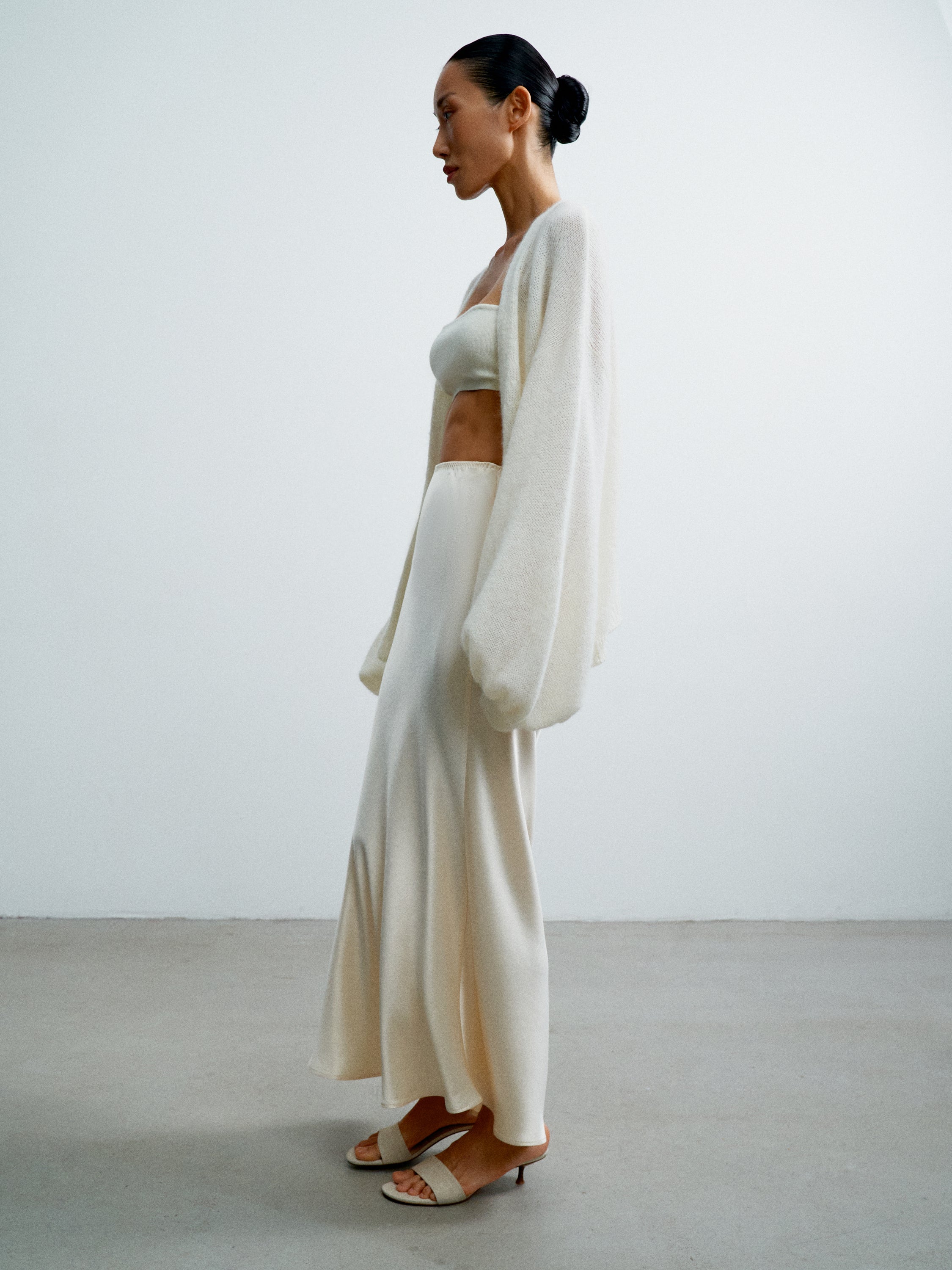 DIORA cardigan, milk