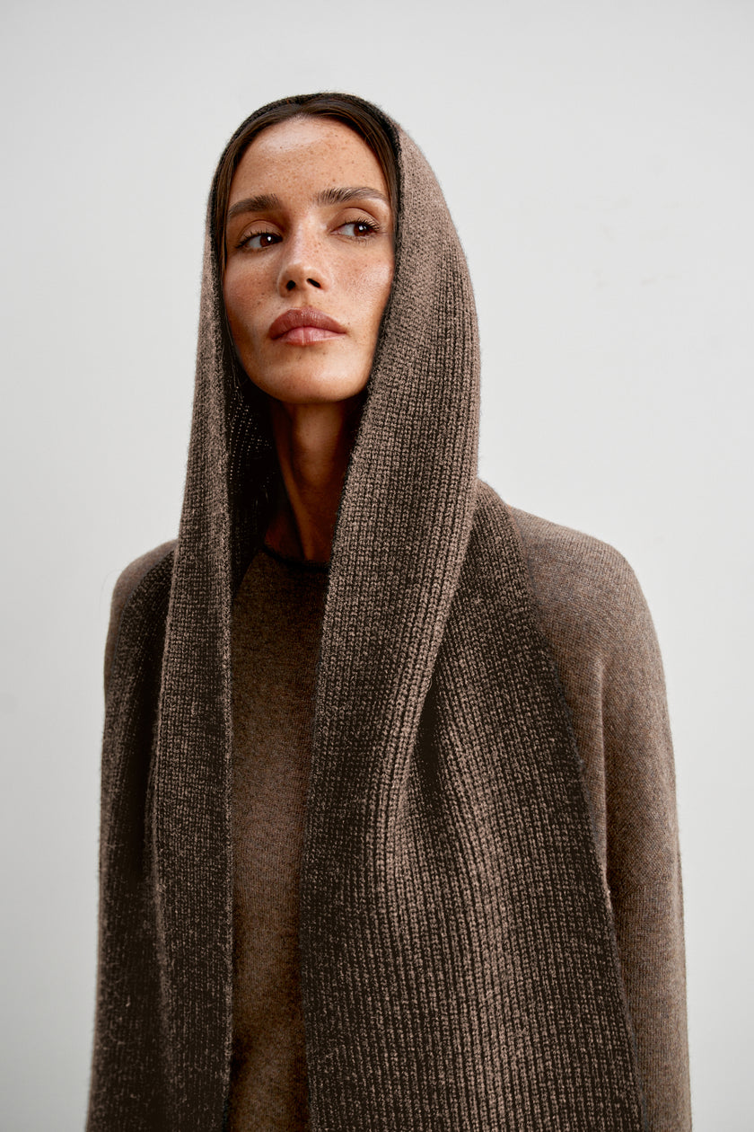 ISABEL capor, chocolate