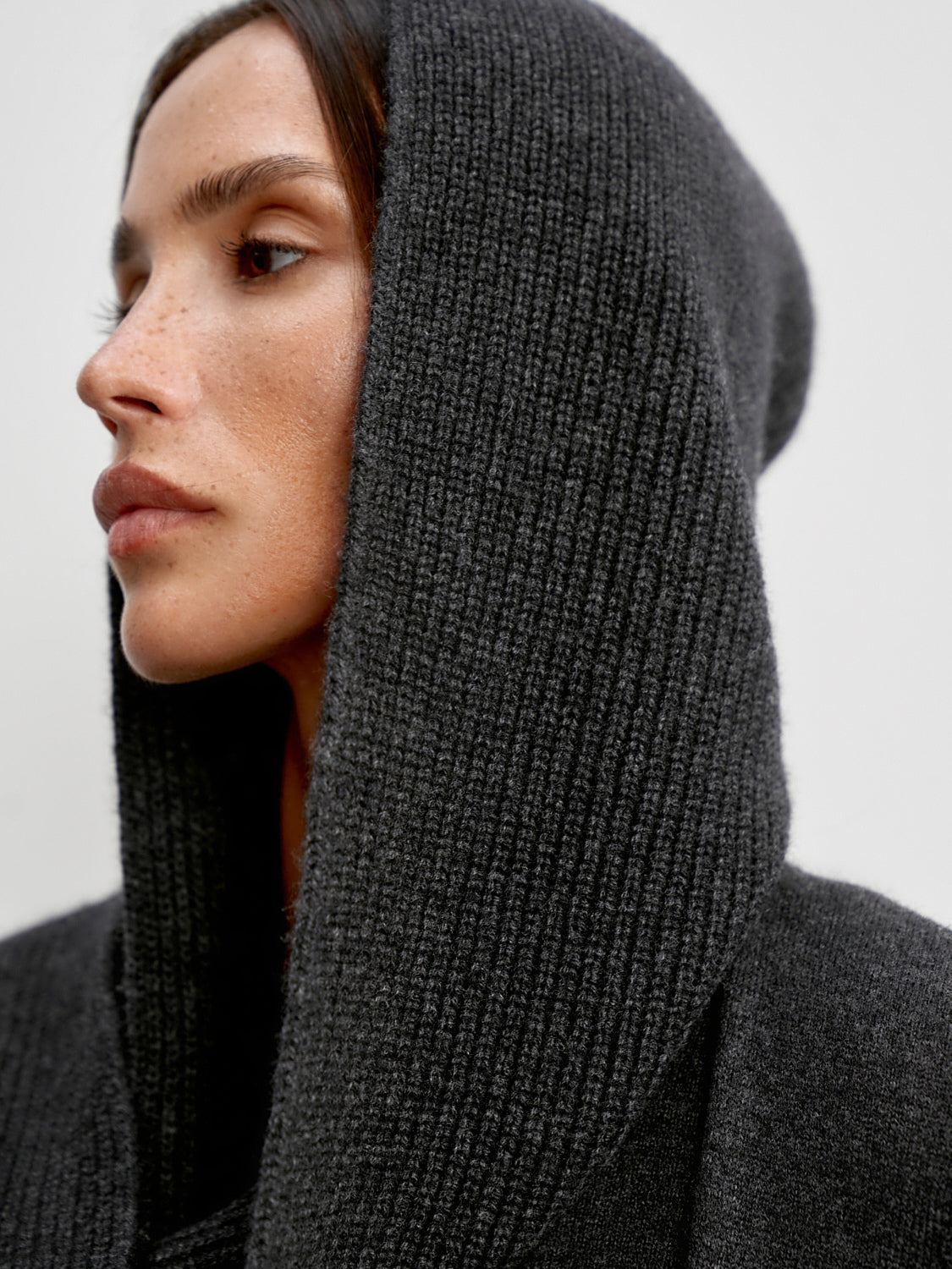 ISABEL capor, anthracite