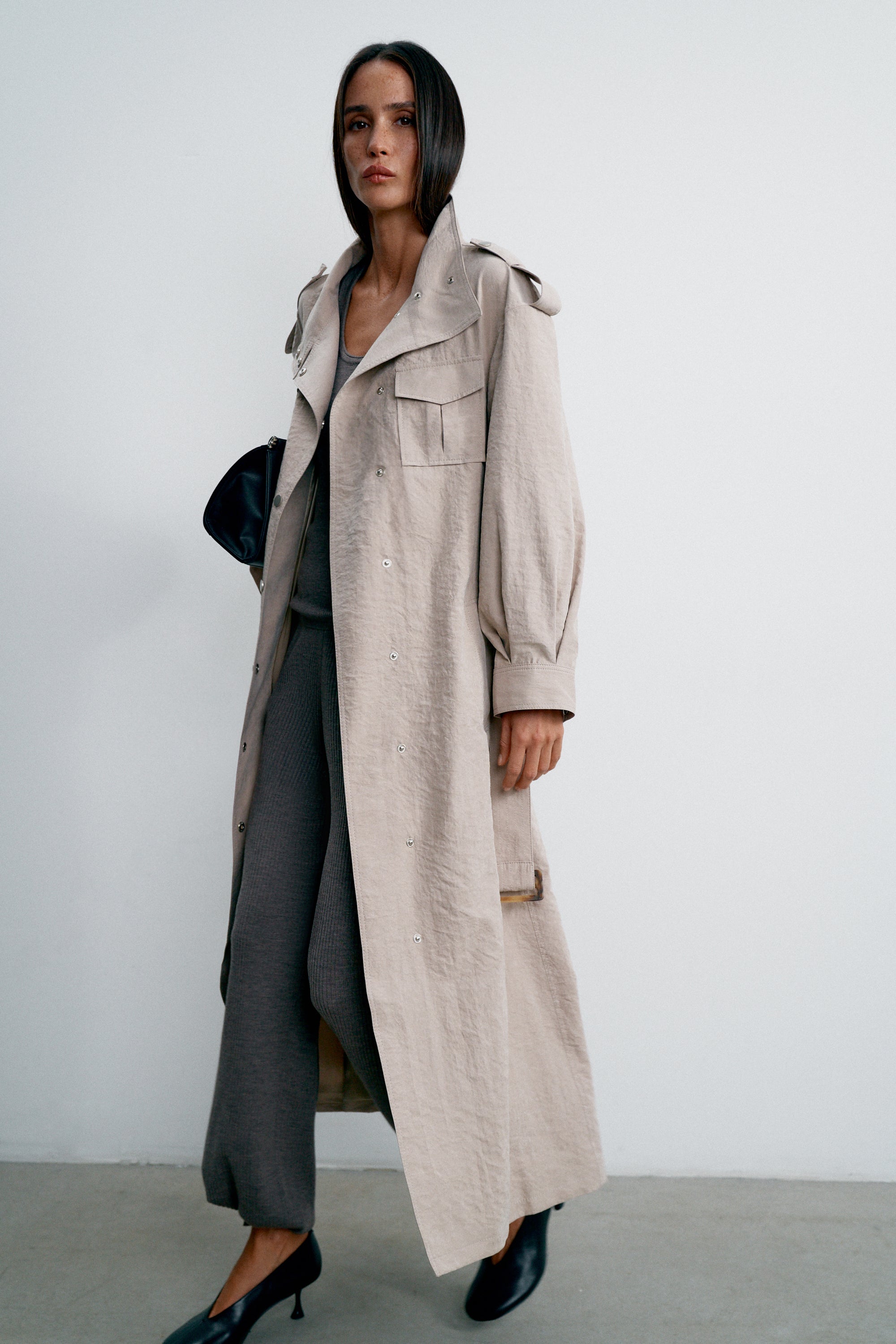 TEONA long safari-style cupro trench, beige