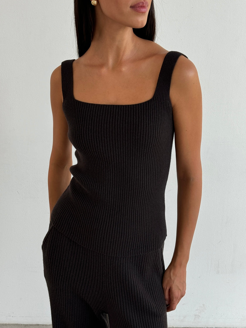 SORAYA top, dark chocolate