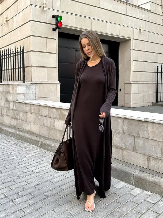 NARINA round neck dress, dark chocolate