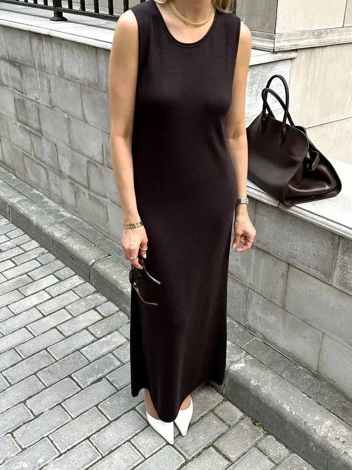 NARINA round neck dress, dark chocolate