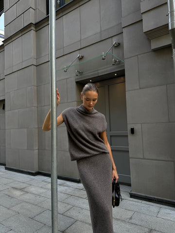 MIU high neck top in wool and alpaca, mocha