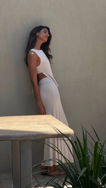 SAVANNAH textured-hem skirt, cream