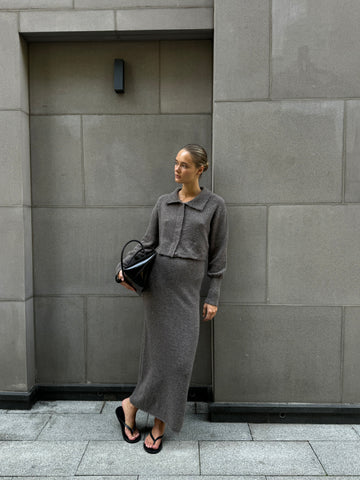 MIU cropped cardigan with volume sleeves, mocha