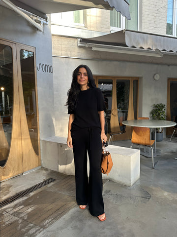 KHAYAL oversized ribbed knit jumper, black