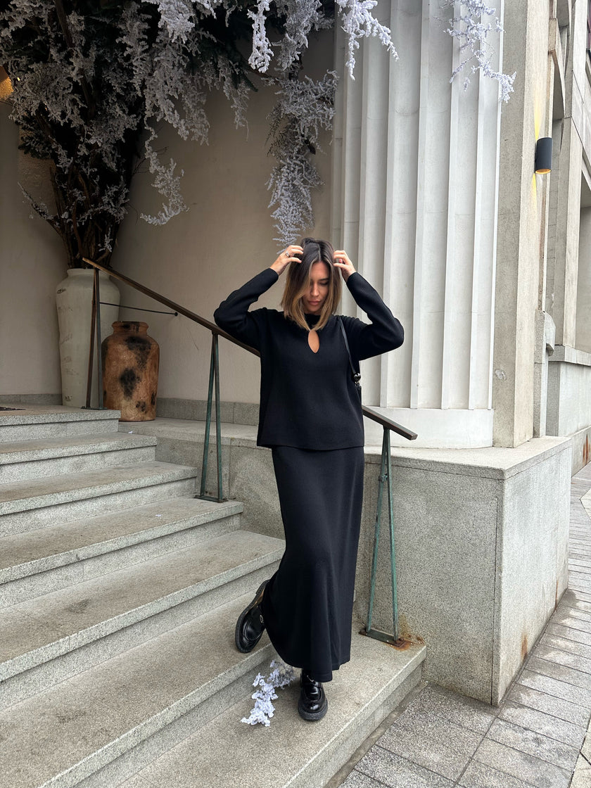 ALESSANDRA slit skirt, black