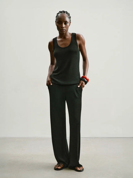 ESSENTIAL top, black
