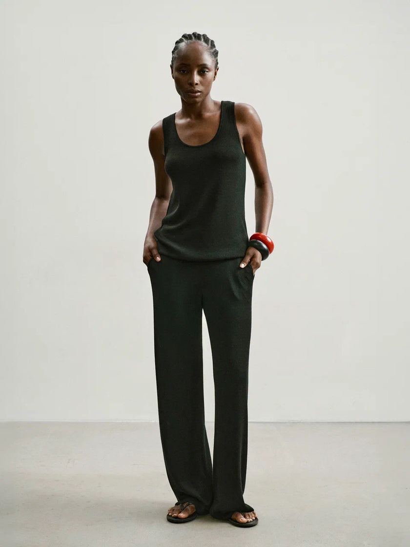ESSENTIAL top, black