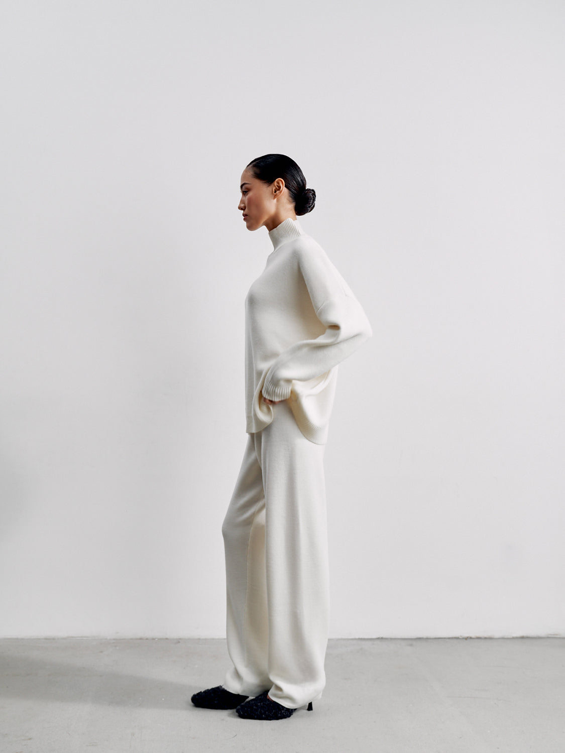 WEEKEND sweater, white