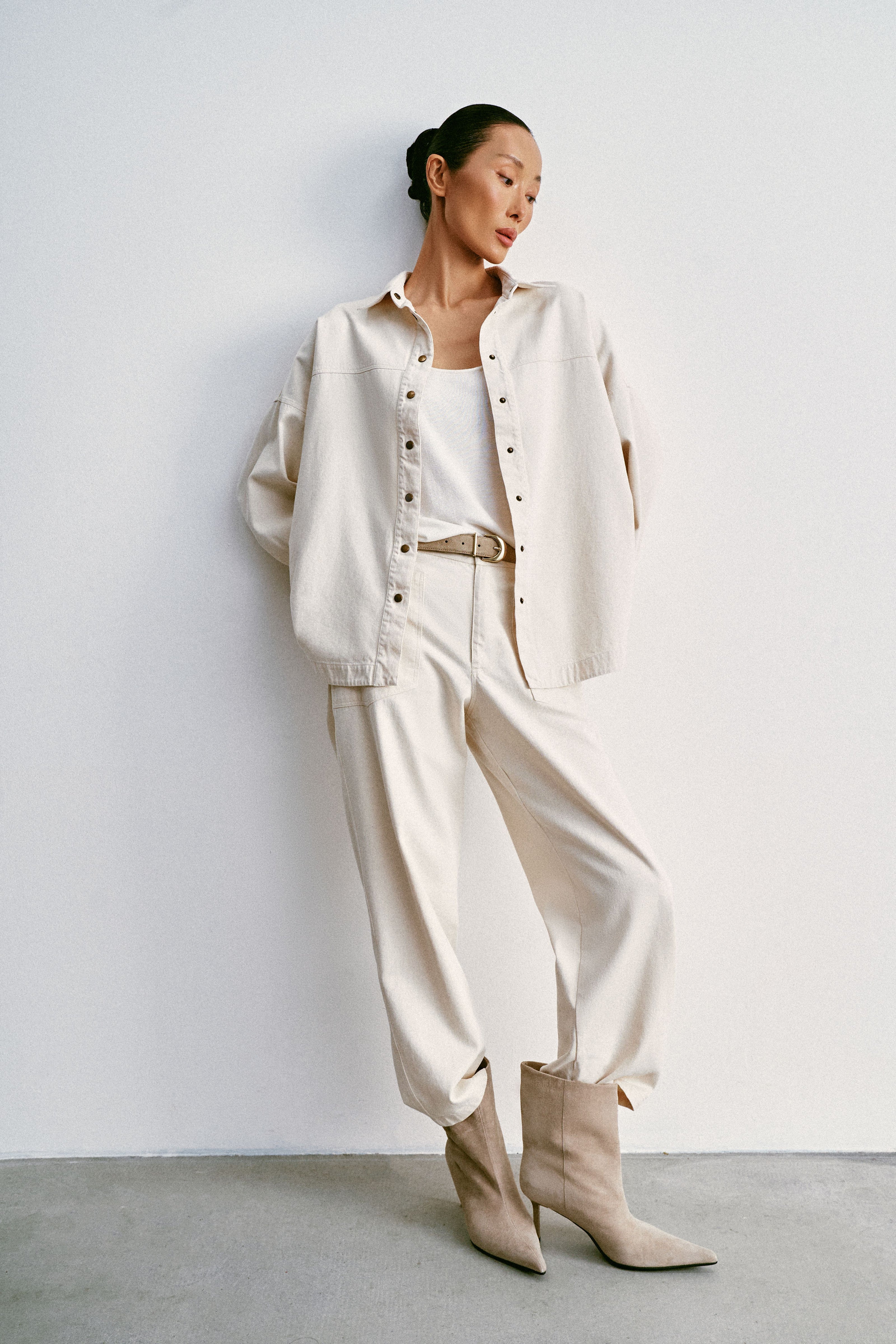 TANA high-waist cropped pants, milk