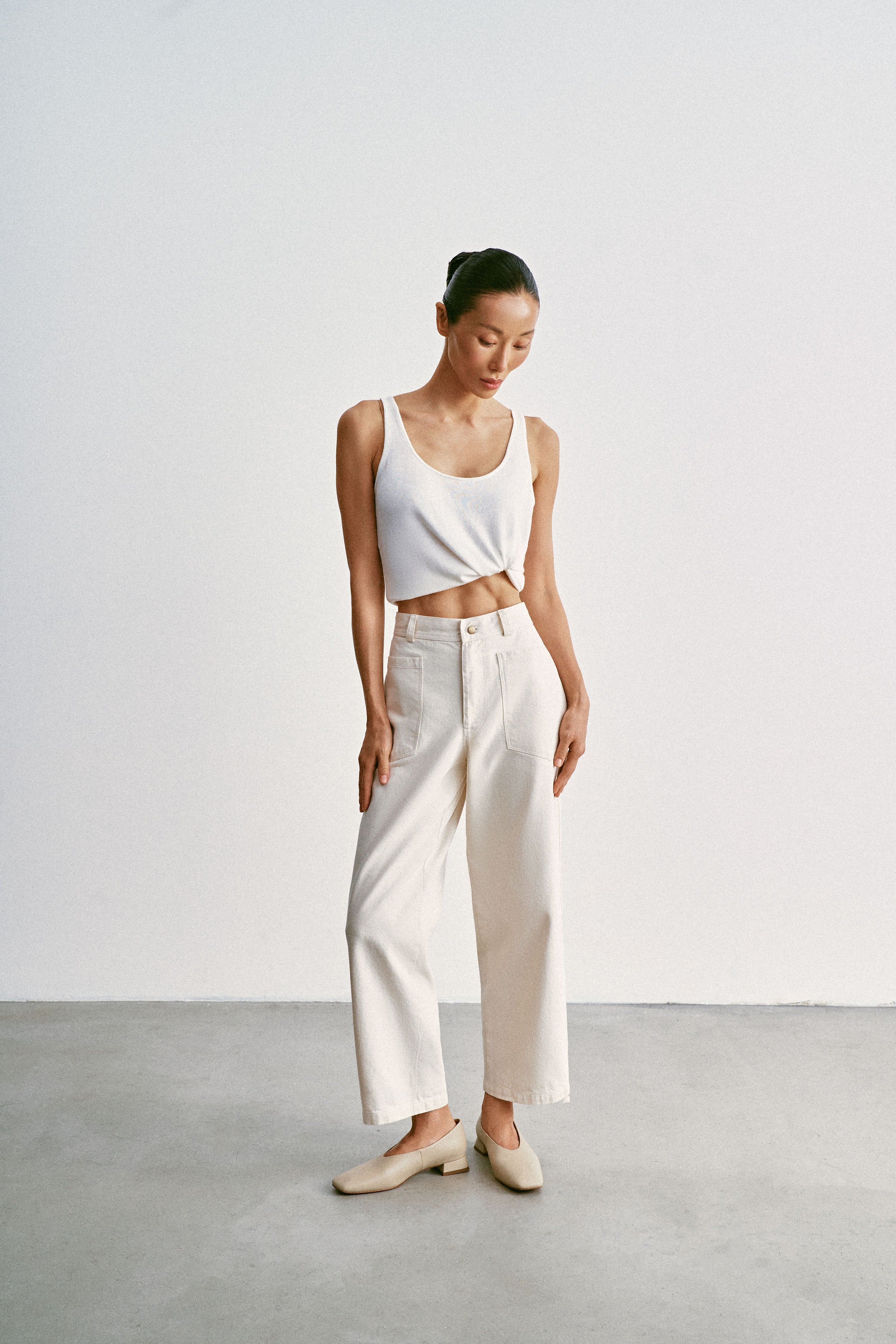 TANA high-waist cropped pants, milk
