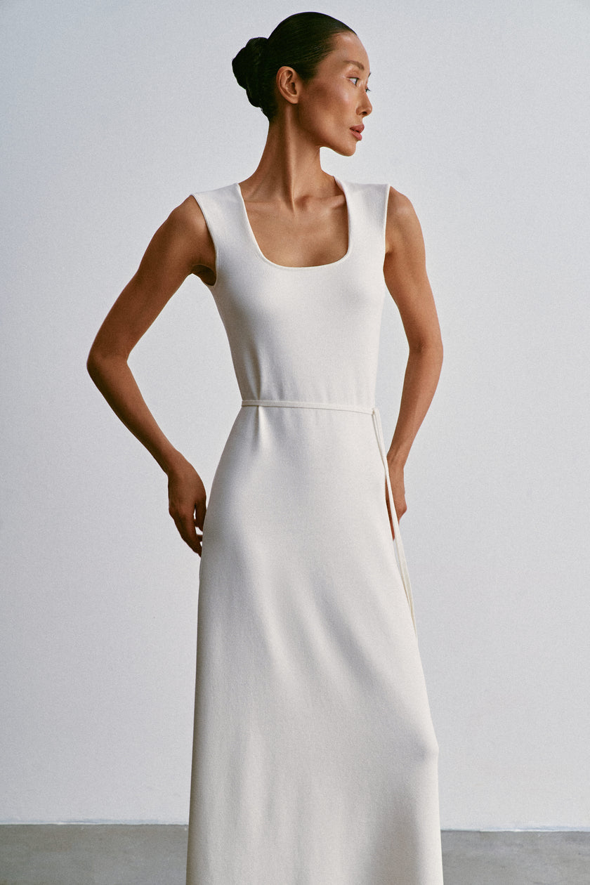 TONY thin-belt dress, ivory