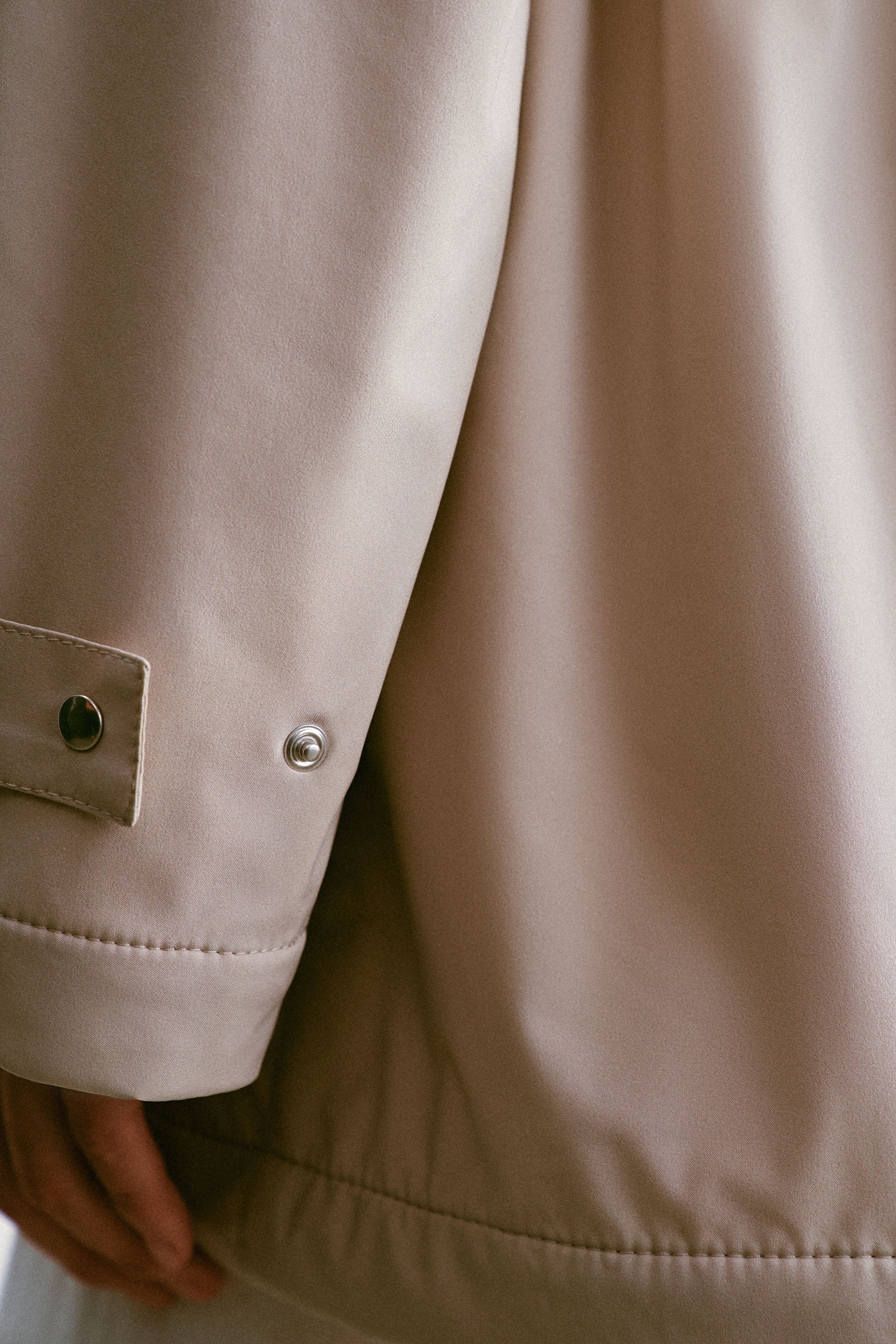 SASHA Drawstring-Waist Windbreaker, light gray