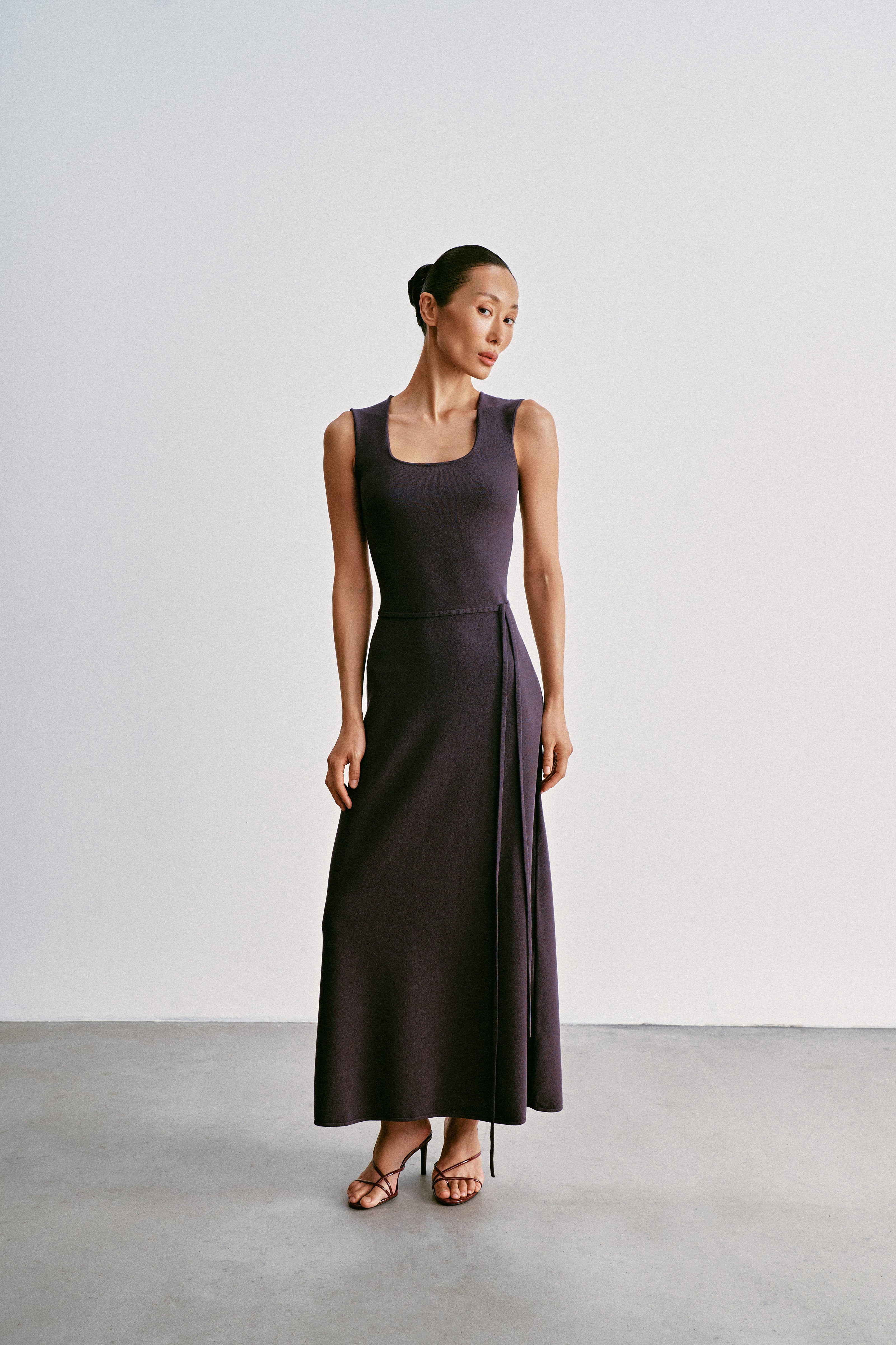 TONY thin-belt dress, ardesia