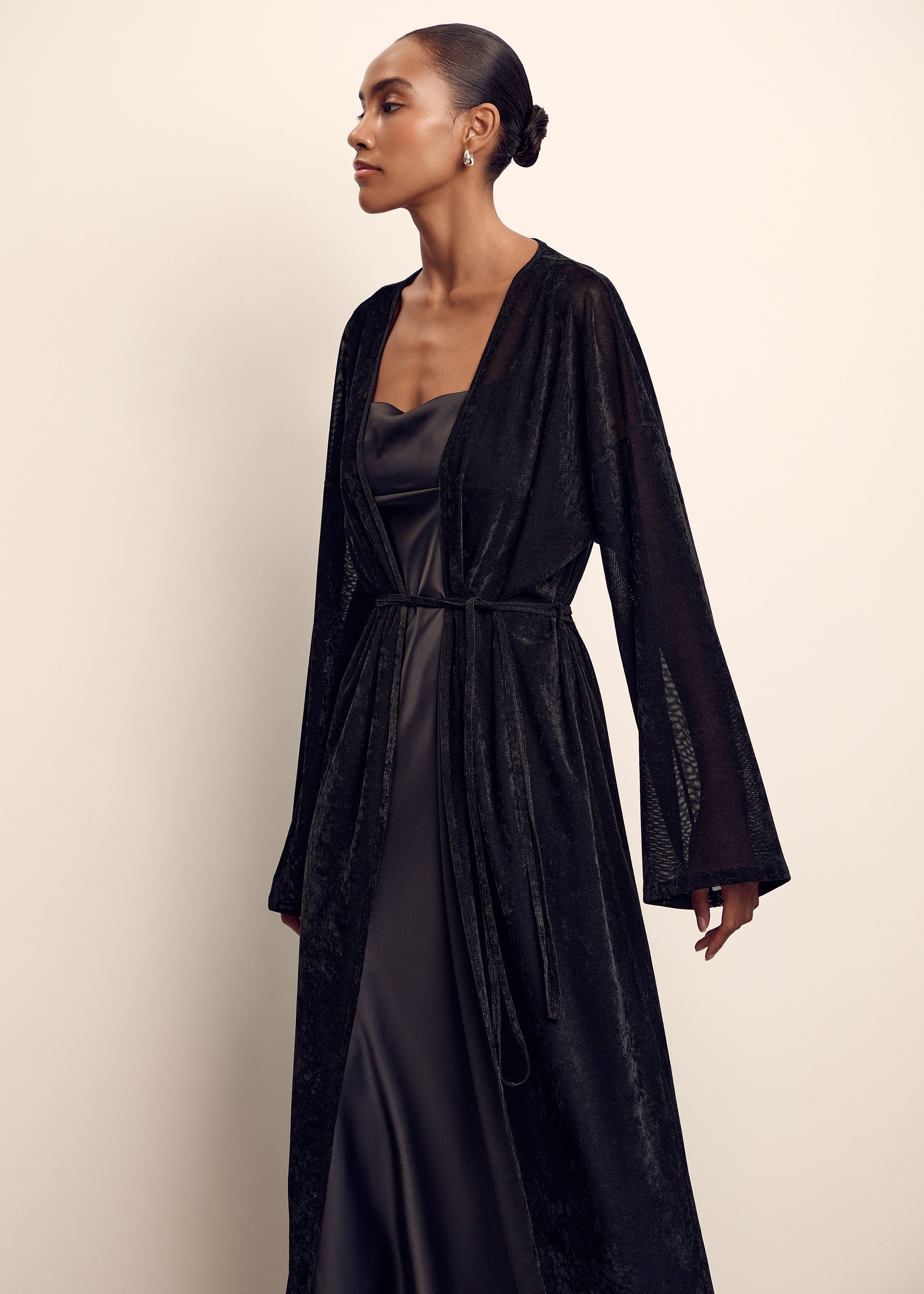 DALIYA cape, black