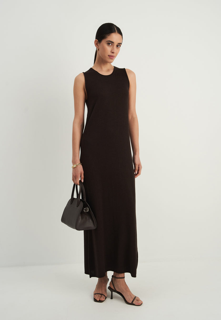 NARINA round neck dress, dark chocolate