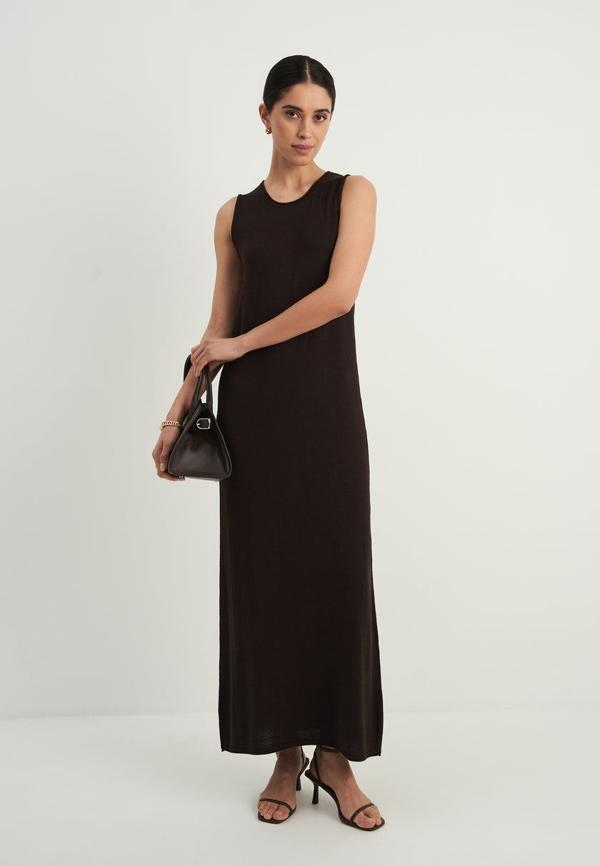 NARINA round neck dress, dark chocolate