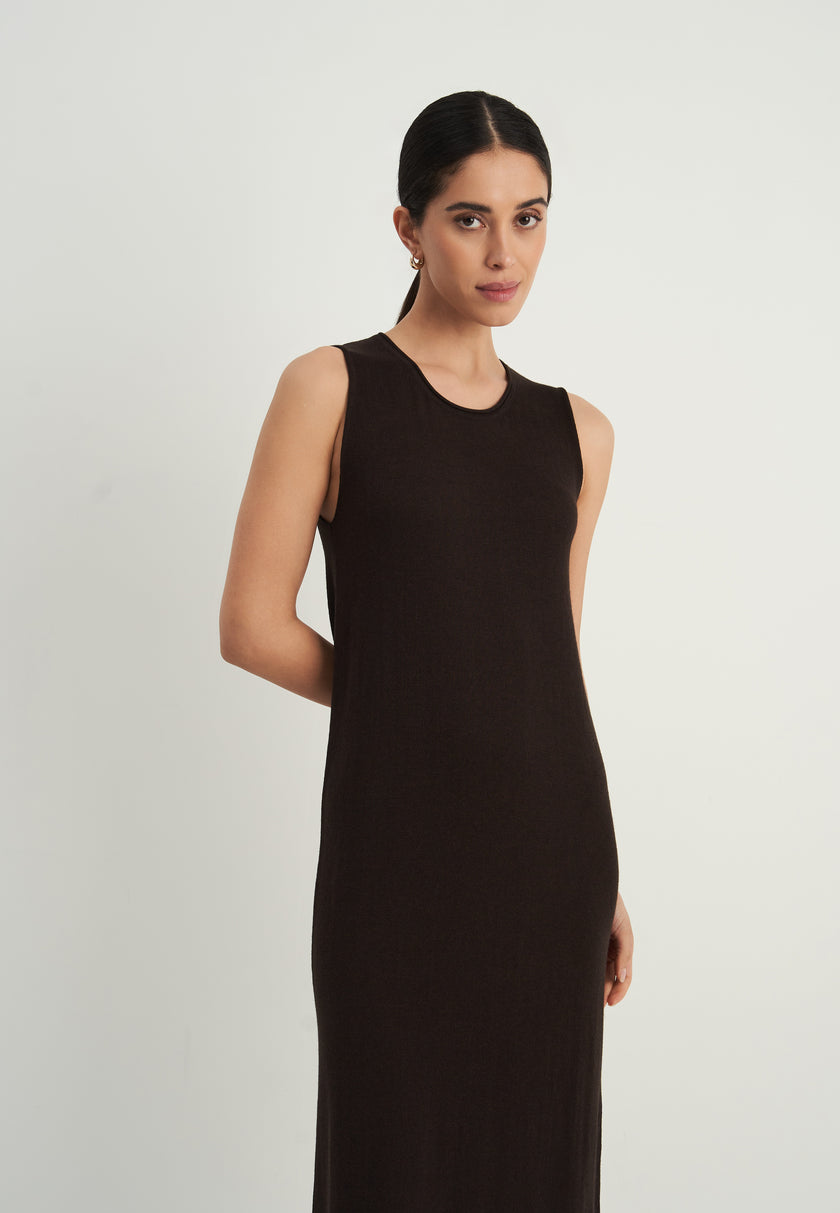 NARINA round neck dress, dark chocolate