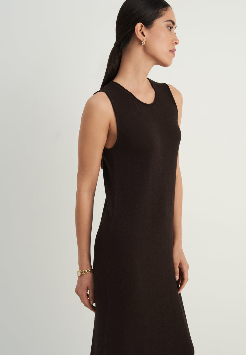 NARINA round neck dress, dark chocolate