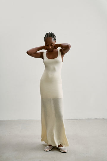 ESSENTIAL basic dress, milk