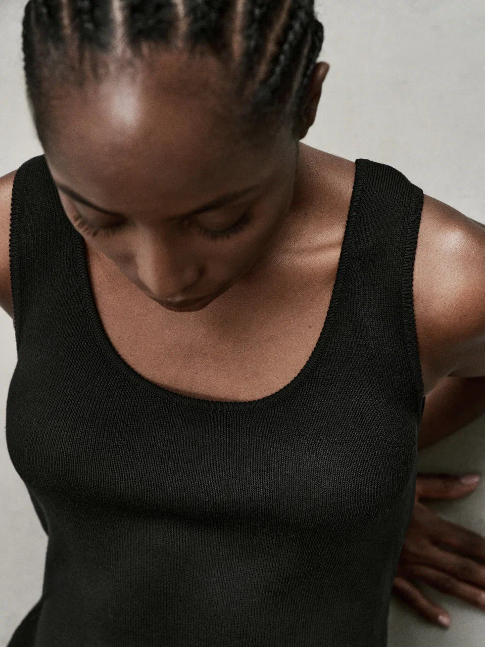 ESSENTIAL top, black