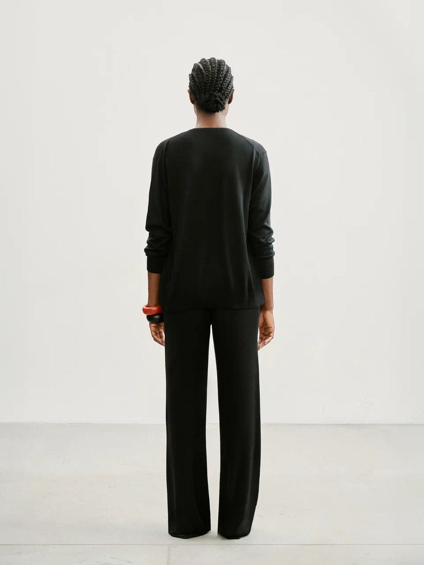 ESSENTIAL cardigan, black