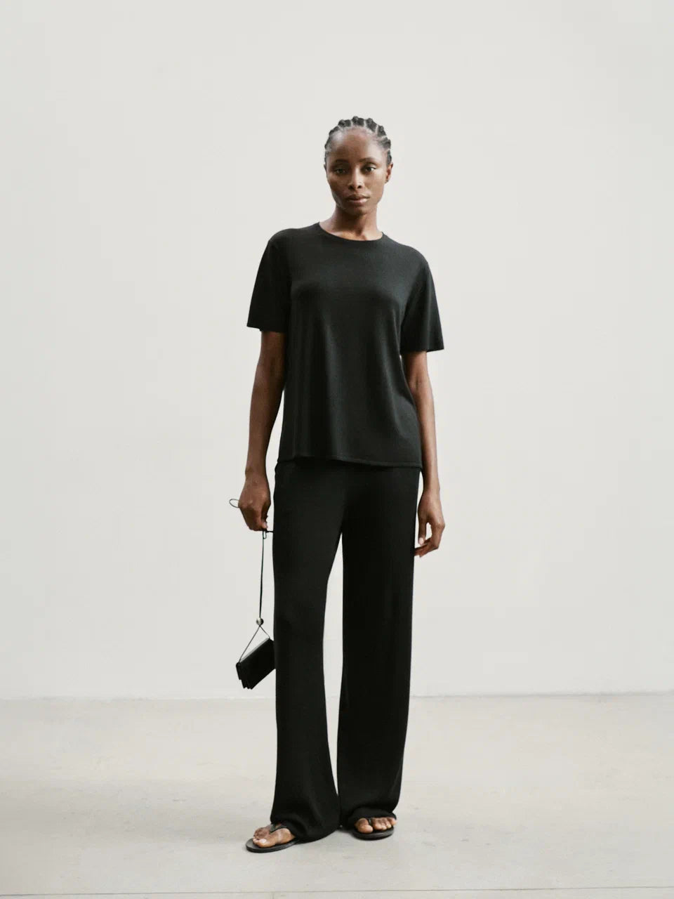 ESSENTIAL sweater, black