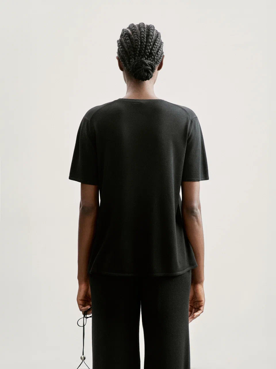 ESSENTIAL sweater, black