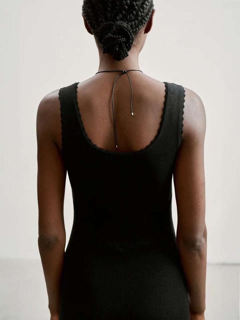 ESSENTIAL top, black