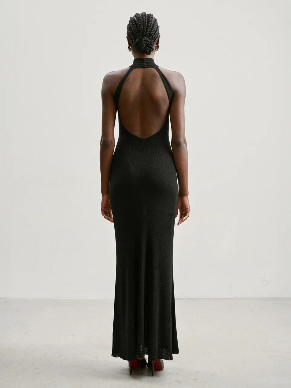 ESSENTIAL open-back dress, black