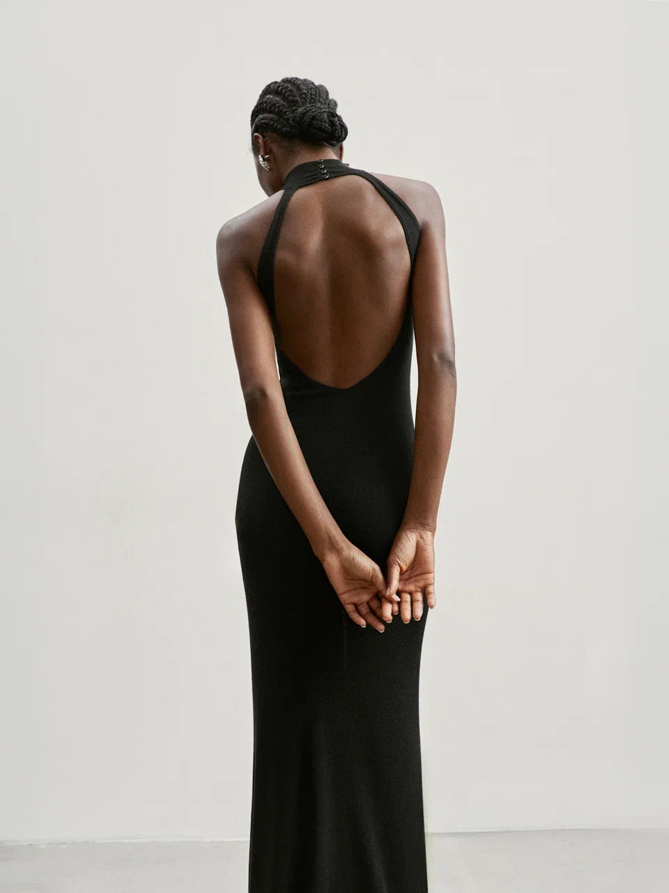 ESSENTIAL open-back dress, black