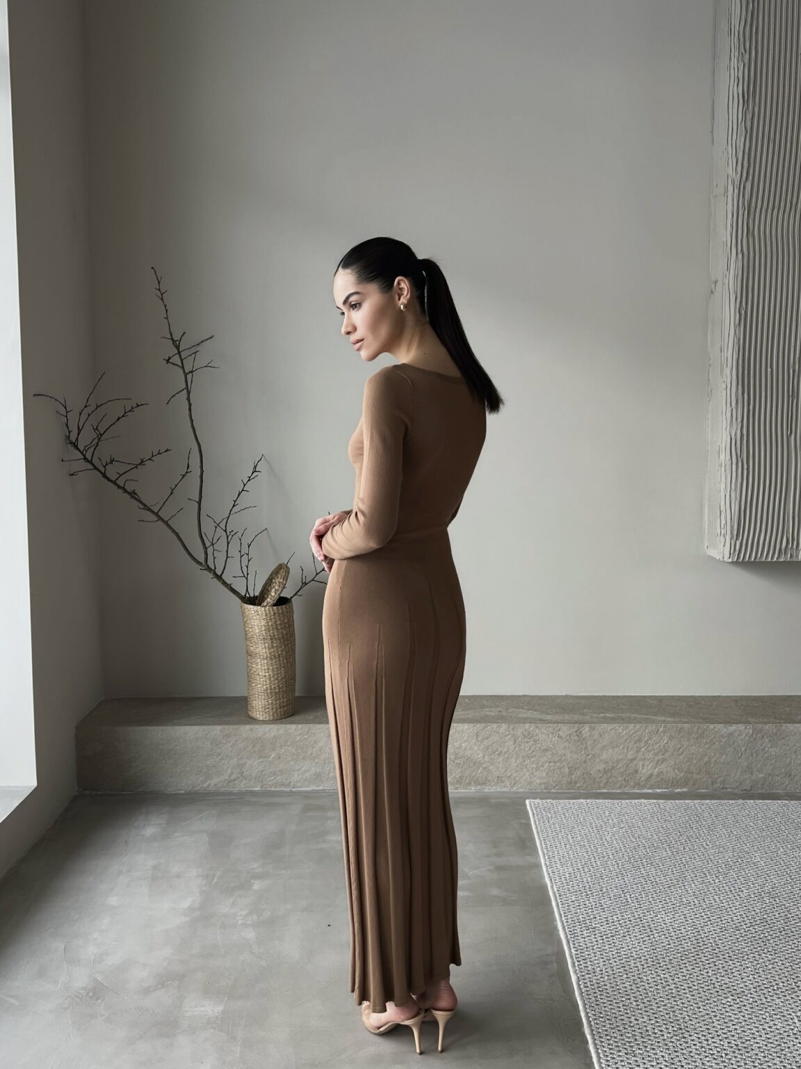 ERIKA dress with long sleeves, caramel