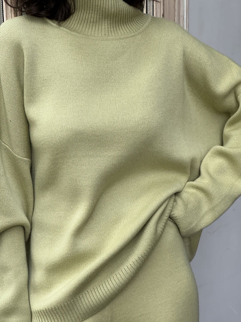 WEEKEND sweater, anise