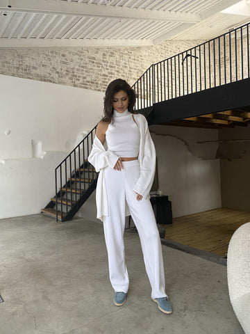 AMUSE cropped turtleneck top, white
