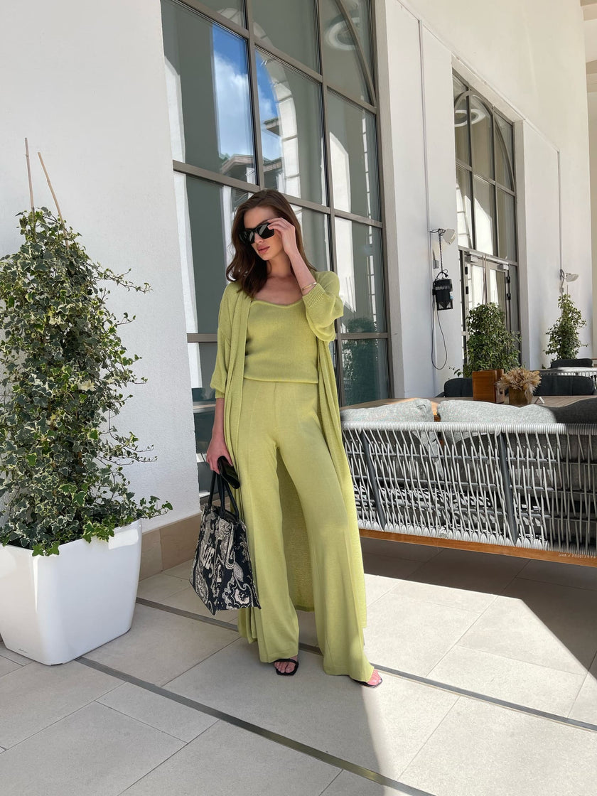 MOREON top, light green