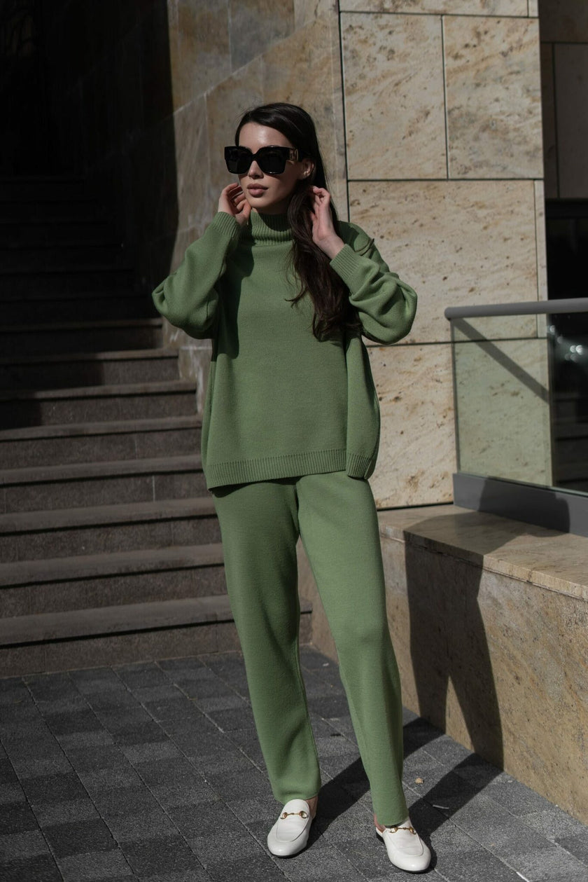 WEEKEND pants, green