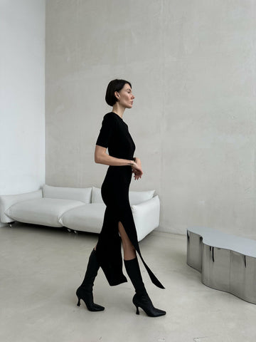 AMALFI merino wool skirt with high slits, black