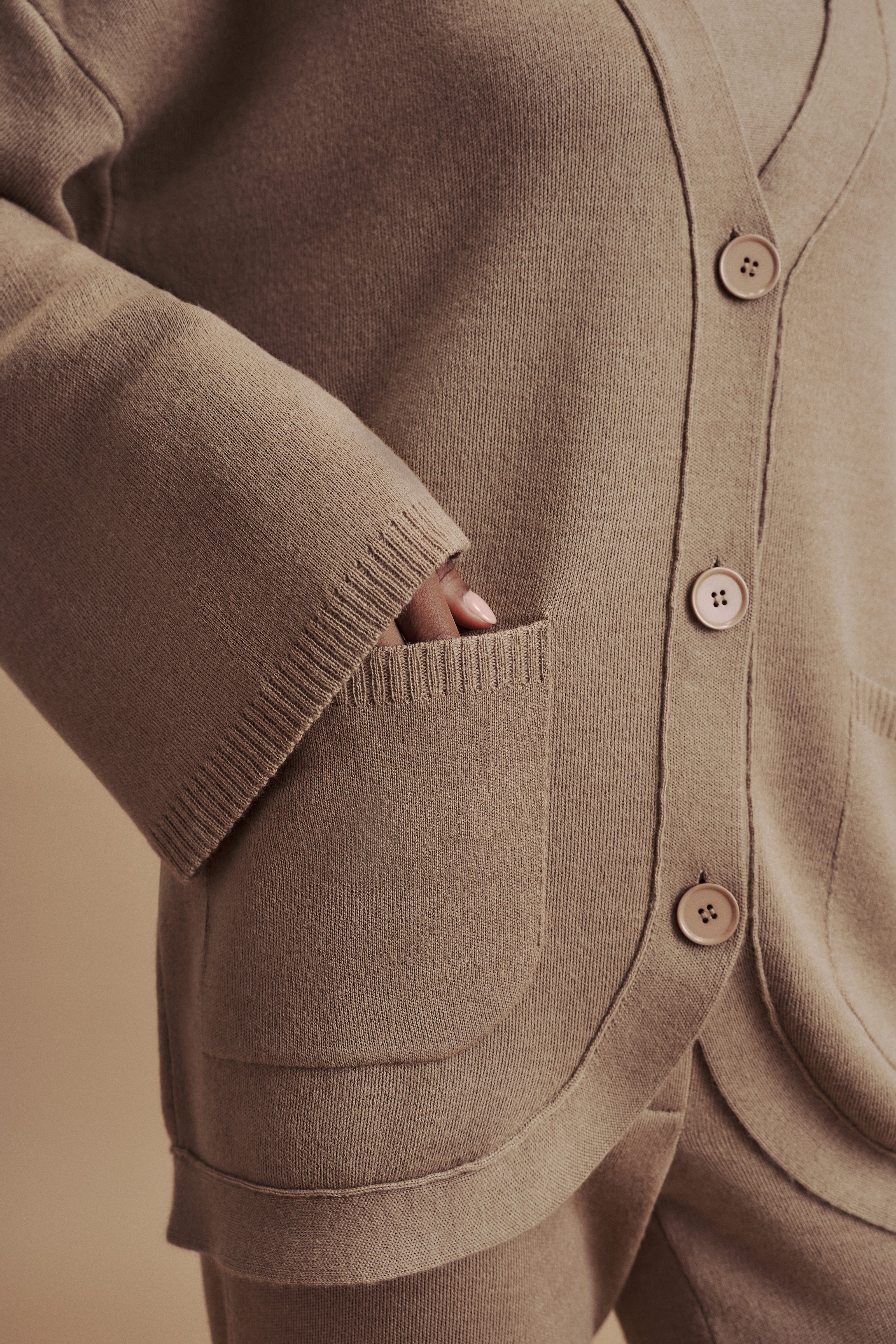 LEO merino wool cardigan with pockets, beige