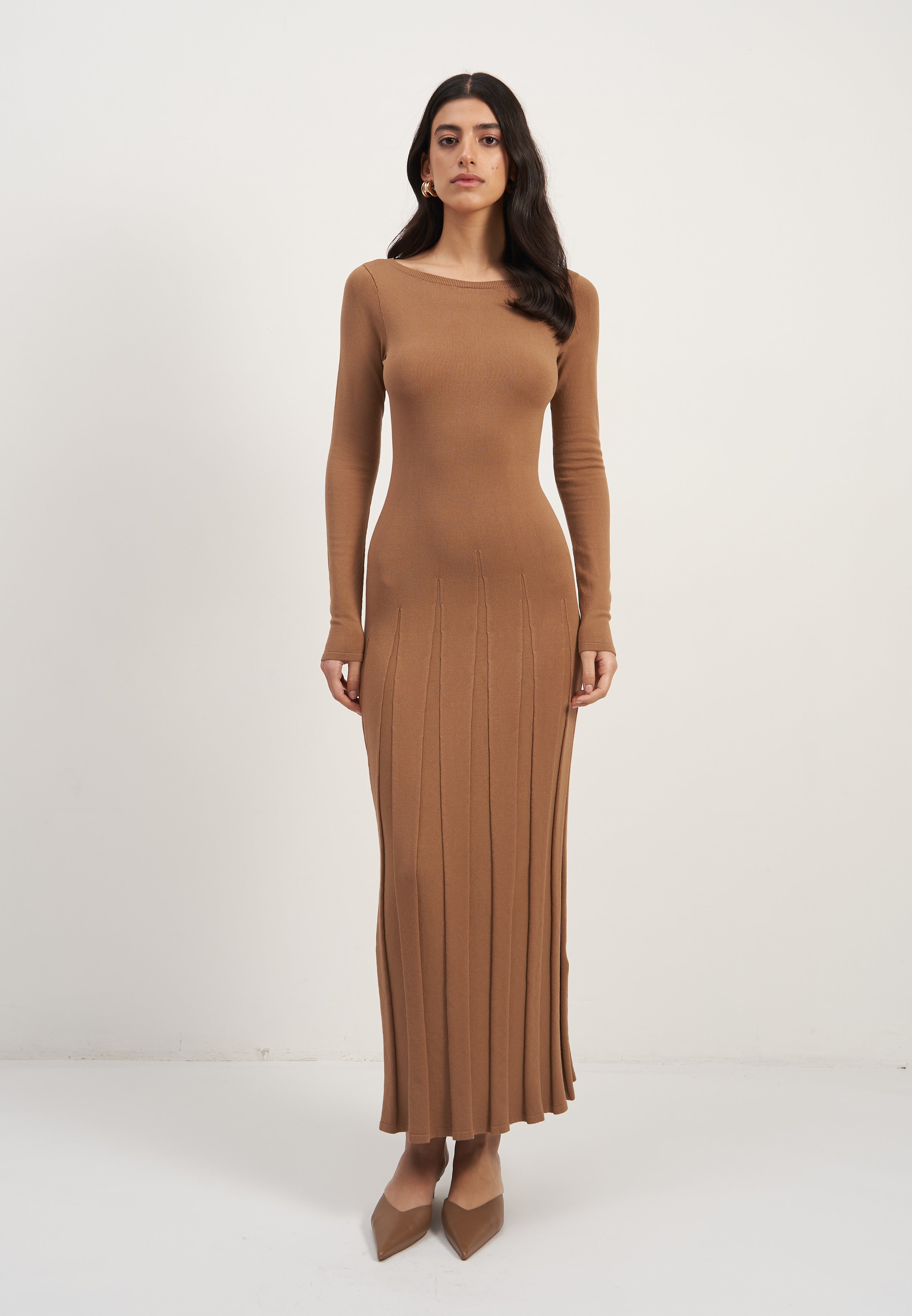 ERIKA dress with long sleeves, caramel