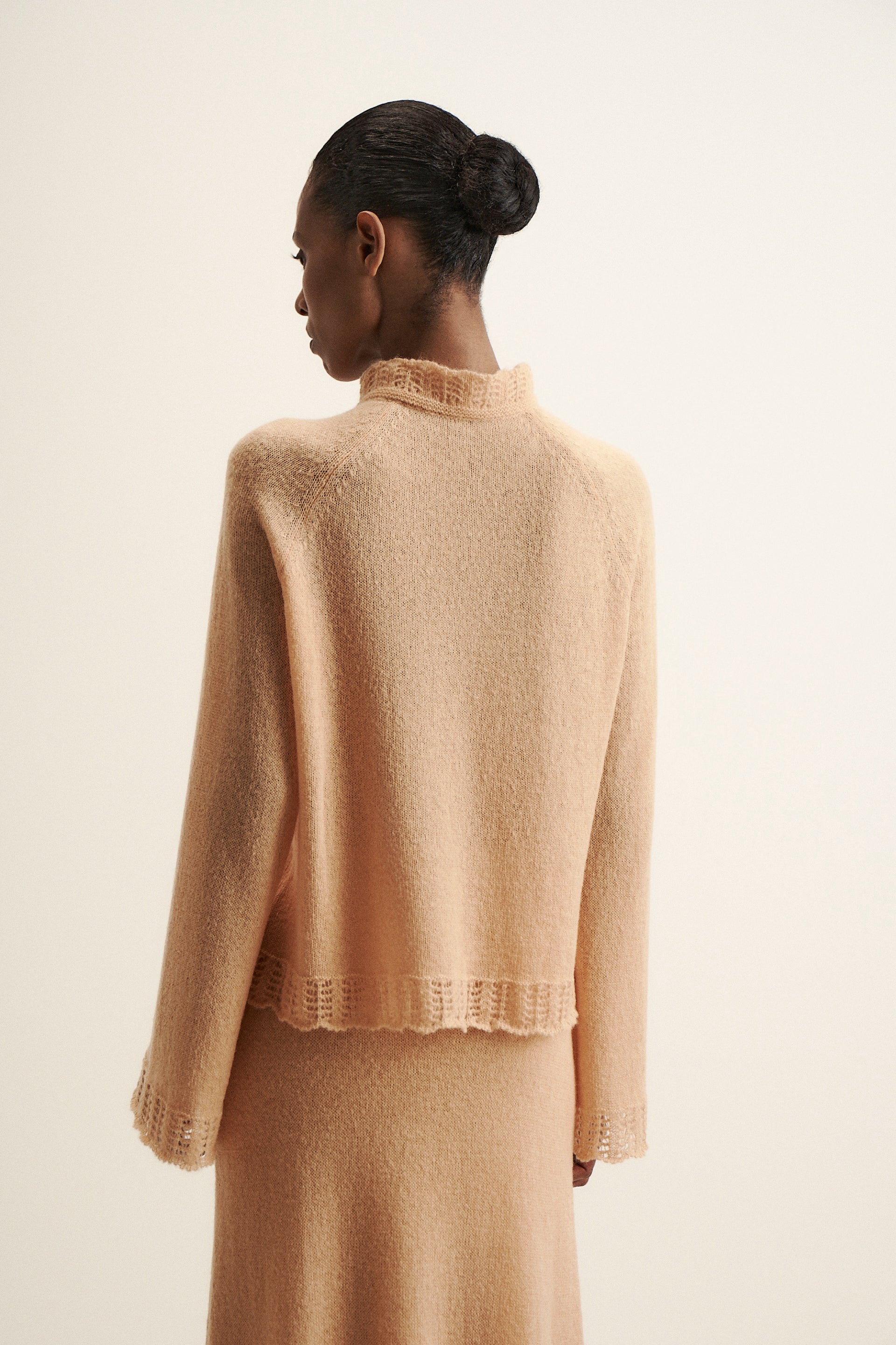 DIORA alpaca scallop-trim jumper, peach